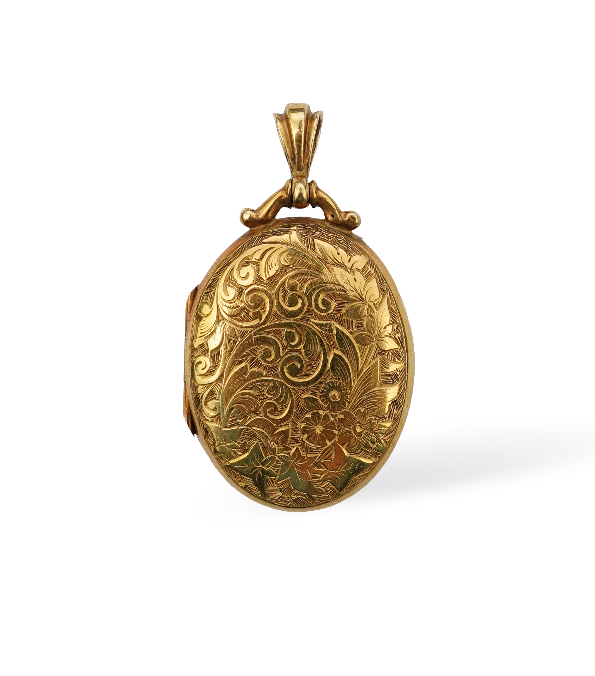 An Edwardian gold locket, early 20th century